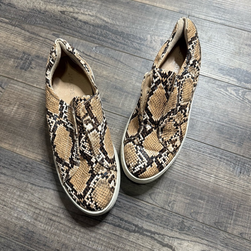 J/SLIDES Snake Pattern Slip-On‎ Shoes